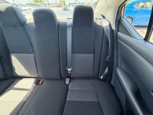 Used 2025 Nissan Sentra SV FWD image 35