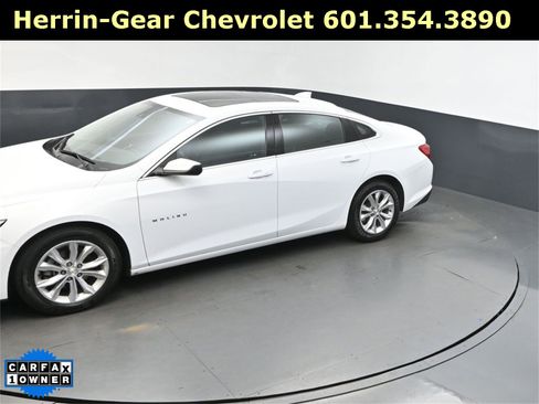 Used 2024 Chevrolet Malibu LT image 32