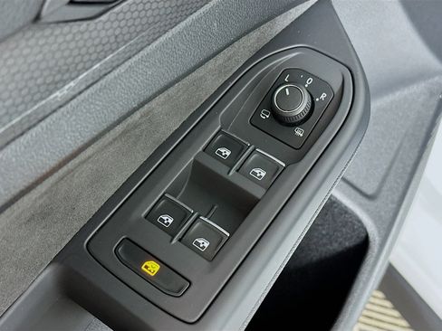 Used 2024 Volkswagen GTI S image 17