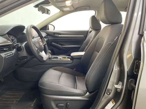 Used 2023 Nissan Altima 2.5 SV image 15