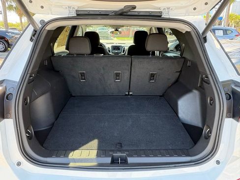 Used 2024 Chevrolet Equinox LT AWD/4WD image 11