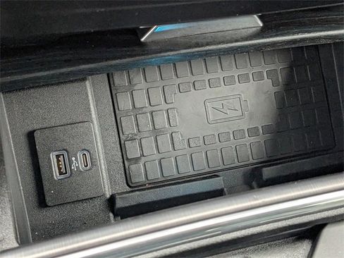 Used 2022 Ford F450 Limited w/ FX4 Off-Road Package image 22