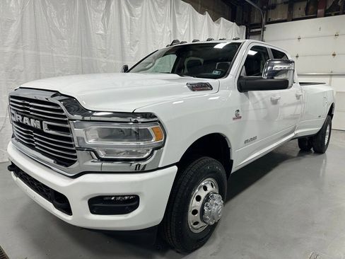 Used 2024 RAM 3500 Laramie image 3