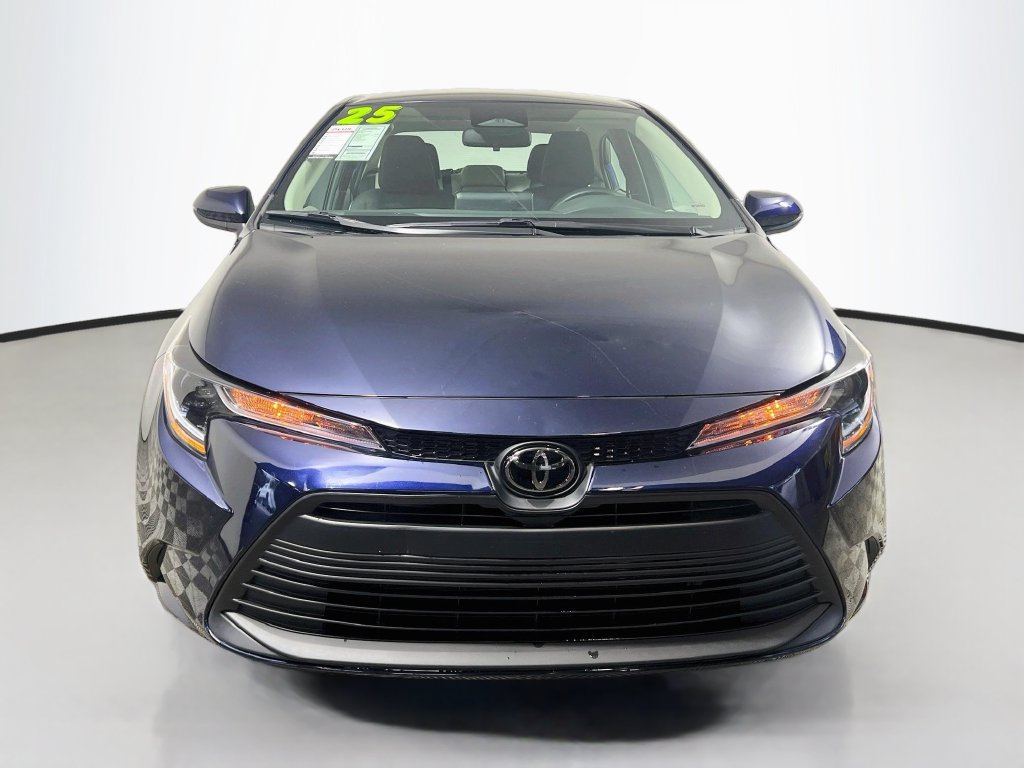 Used 2025 Toyota Corolla LE FWD image 8