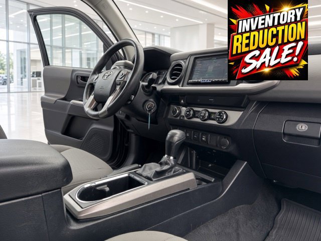 Used 2018 Toyota Tacoma SR5 AWD/4WD image 5