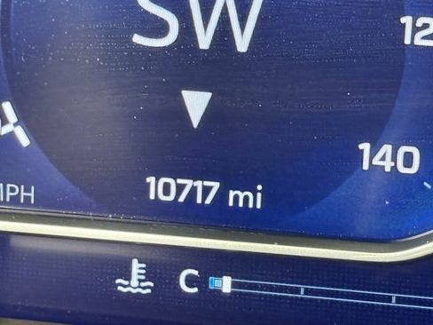 Used 2024 Chevrolet Silverado 2500 LT w/ All Star Edition image 27