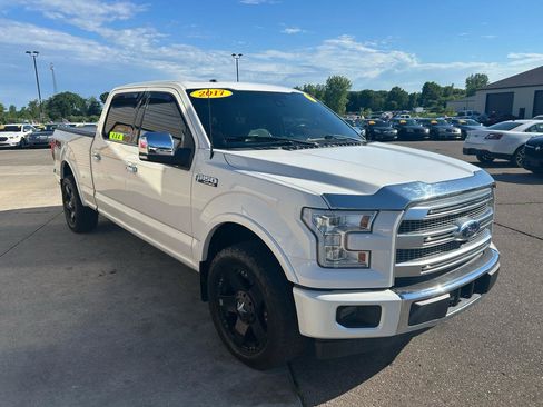 Used 2017 Ford F150 Platinum w/ Technology Package AWD/4WD image 3