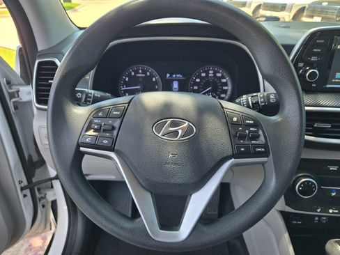 Used 2020 Hyundai Tucson Value FWD image 11
