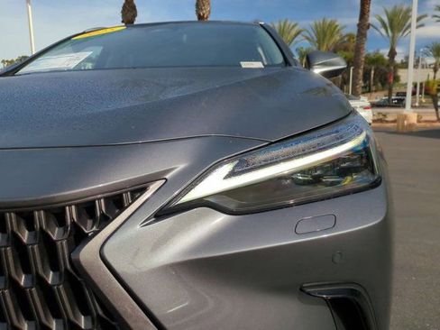 Used 2025 Lexus NX 450h+ AWD w/ Towing Package (2000 Lbs) image 10