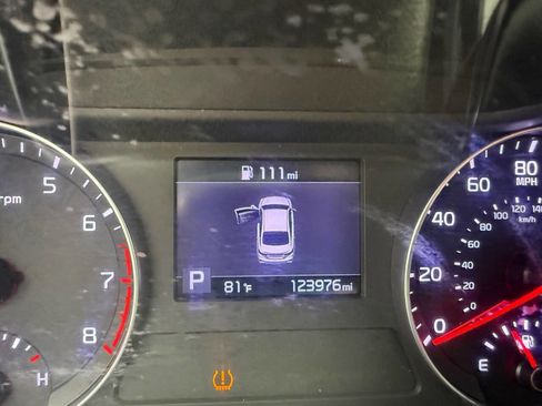 Used 2020 Kia Forte LXS FWD image 23