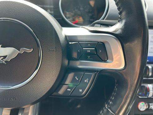 Used 2022 Ford Mustang GT Premium w/ Black Accent Package RWD image 27