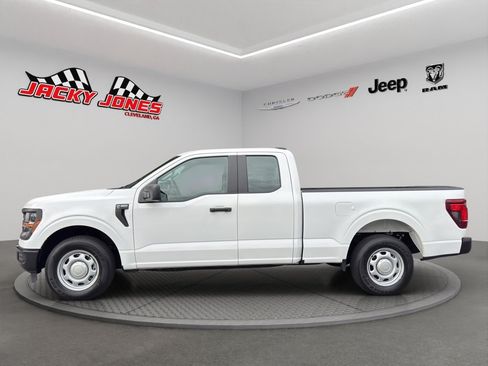 Used 2024 Ford F150 XL RWD image 2