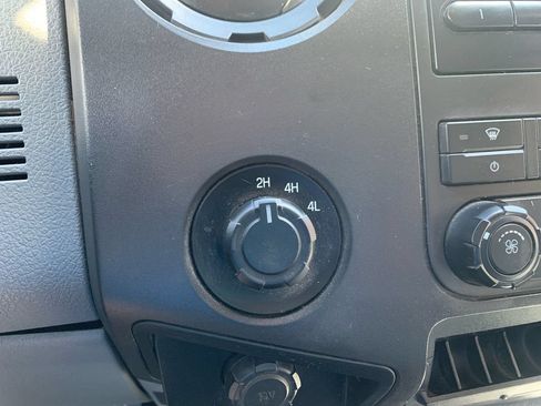 Used 2014 Ford F350 XL w/ Power Equipment Group AWD/4WD image 13