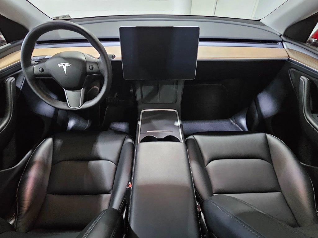 Used 2023 Tesla Model Y Long Range AWD/4WD image 10