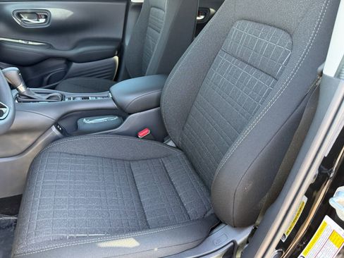 New 2026 Honda HR-V LX image 19