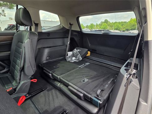 Certified 2024 Volkswagen Atlas SEL AWD/4WD image 31
