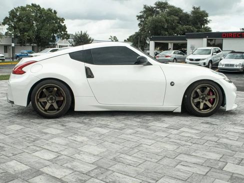 Used 2016 Nissan 370Z Coupe RWD image 8