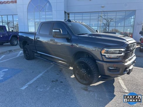 Used 2024 RAM 3500 Laramie w/ Night Edition image 42