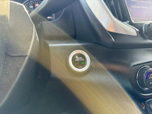 Used 2019 GMC Terrain SLT AWD/4WD image 21