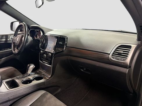 Used 2021 Jeep Grand Cherokee Laredo X AWD/4WD image 34