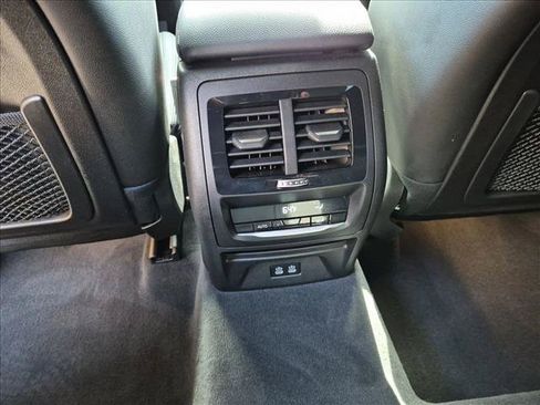 Used 2024 BMW X3 sDrive30i w/ Premium Package RWD image 18