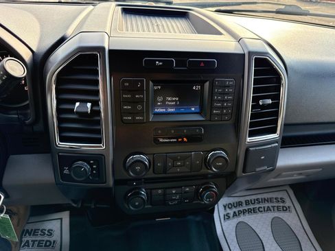 Used 2016 Ford F150 XLT image 14