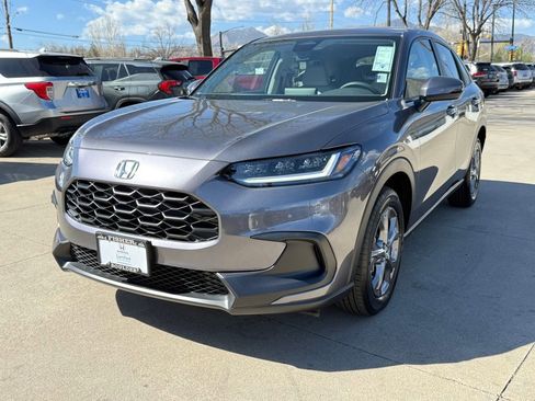 Certified 2026 Honda HR-V LX image 8