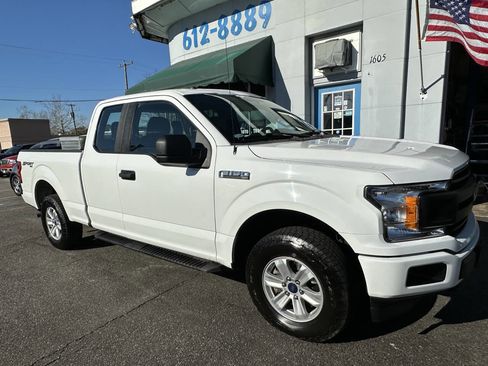 Used 2018 Ford F150 XL w/ Equipment Group 101A Mid image 4