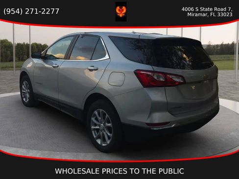 Used 2021 Chevrolet Equinox LT w/ Driver Convenience Package AWD/4WD image 4