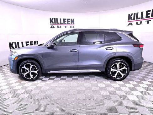 New 2025 Volkswagen Tiguan SE image 4