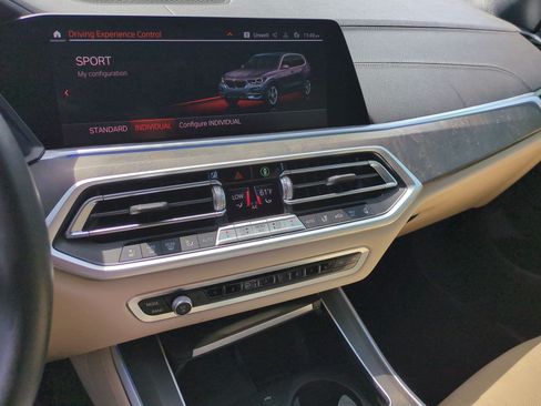 Used 2022 BMW X5 xDrive45e AWD/4WD image 30