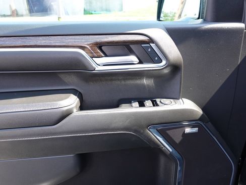 Used 2024 GMC Sierra 1500 Elevation w/ Elevation Premium Package AWD/4WD image 15