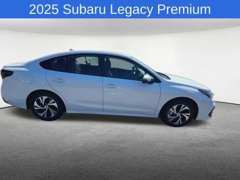 Used 2025 Subaru Legacy Premium w/ Popular Package #1A AWD/4WD image 10