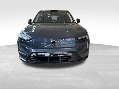 New 2025 Volvo EX90 Ultra image 9