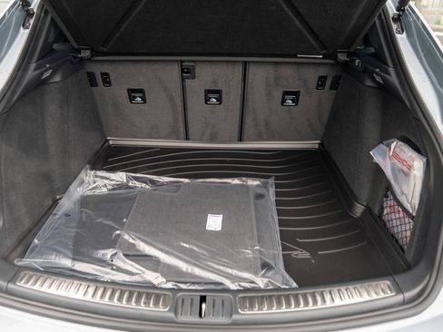 New 2026 Porsche Macan Turbo image 28