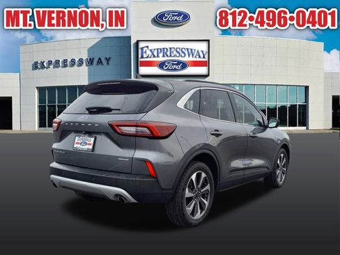 Used 2023 Ford Escape Platinum AWD/4WD image 7