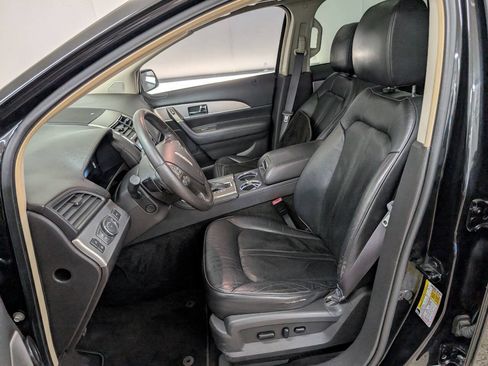 Used 2014 Lincoln MKX AWD w/ Equipment Group 101A image 7