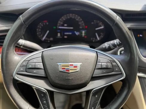 Used 2017 Cadillac XT5 Premium Luxury AWD/4WD image 15