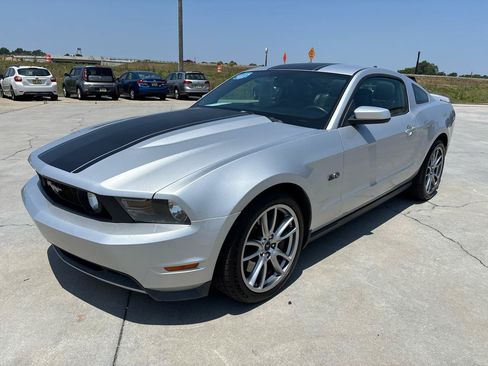 Used 2012 Ford Mustang GT Premium w/ Brembo Brake Pkg RWD image 8
