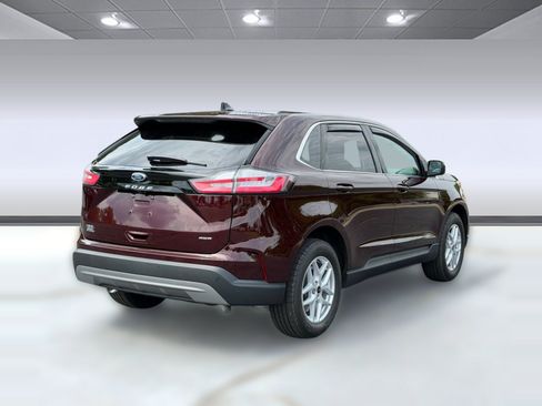 Certified 2024 Ford Edge SEL w/ Convenience Package AWD/4WD image 7