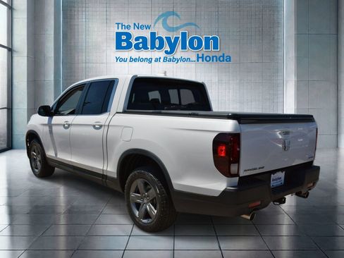 Used 2023 Honda Ridgeline RTL image 3
