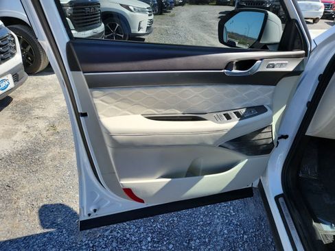 Used 2021 Hyundai Palisade Calligraphy image 16