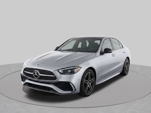 Used 2025 Mercedes-Benz C 300 4MATIC Sedan image 2