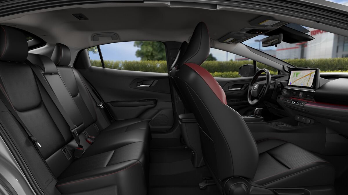 New 2027 Toyota Prius Plug-In Hybrid FWD image 24