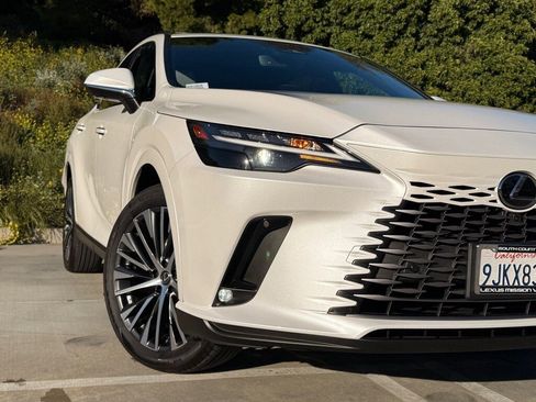 Certified 2024 Lexus RX 350 Premium w/ Accessory Package (Z1) image 8