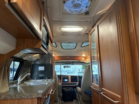 Used 2010 Chevrolet Express 3500 Extended w/ Power Package RWD image 34