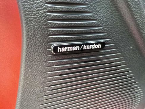 Used 2015 Dodge Challenger SXT w/ Super Sport Group (SS/T) image 16