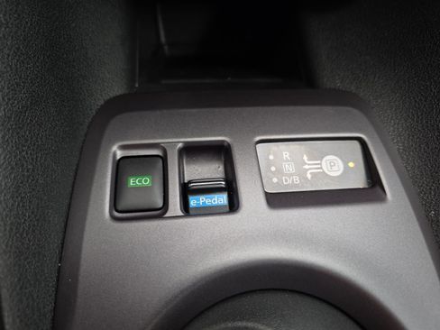 Used 2023 Nissan Leaf S FWD image 35