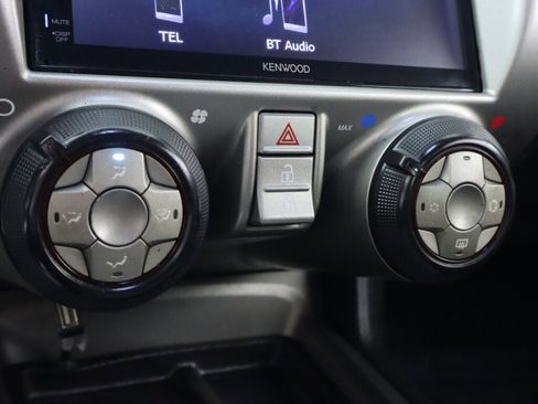 Used 2015 Chevrolet Camaro LS RWD image 20
