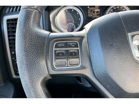 Used 2017 RAM 1500 Express AWD/4WD image 26